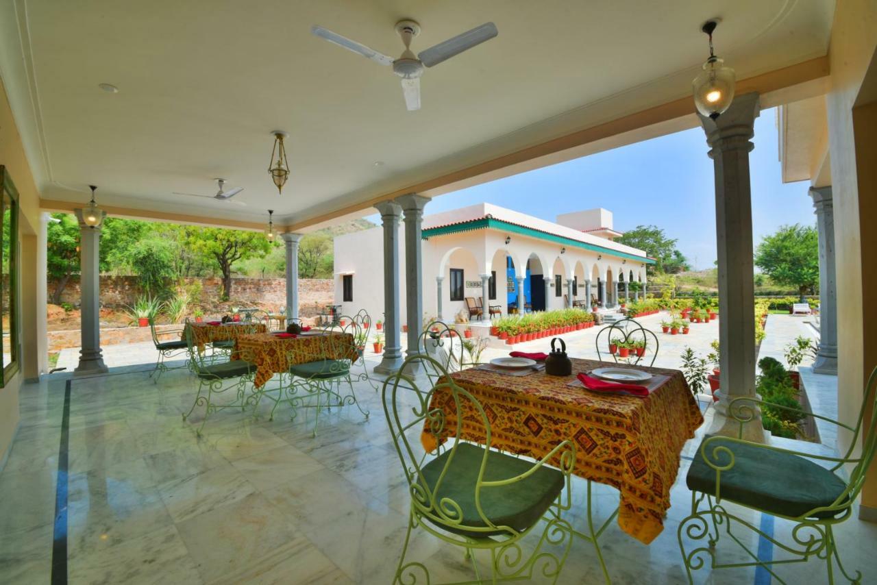 Premkunj Hotel Udaipur Kültér fotó