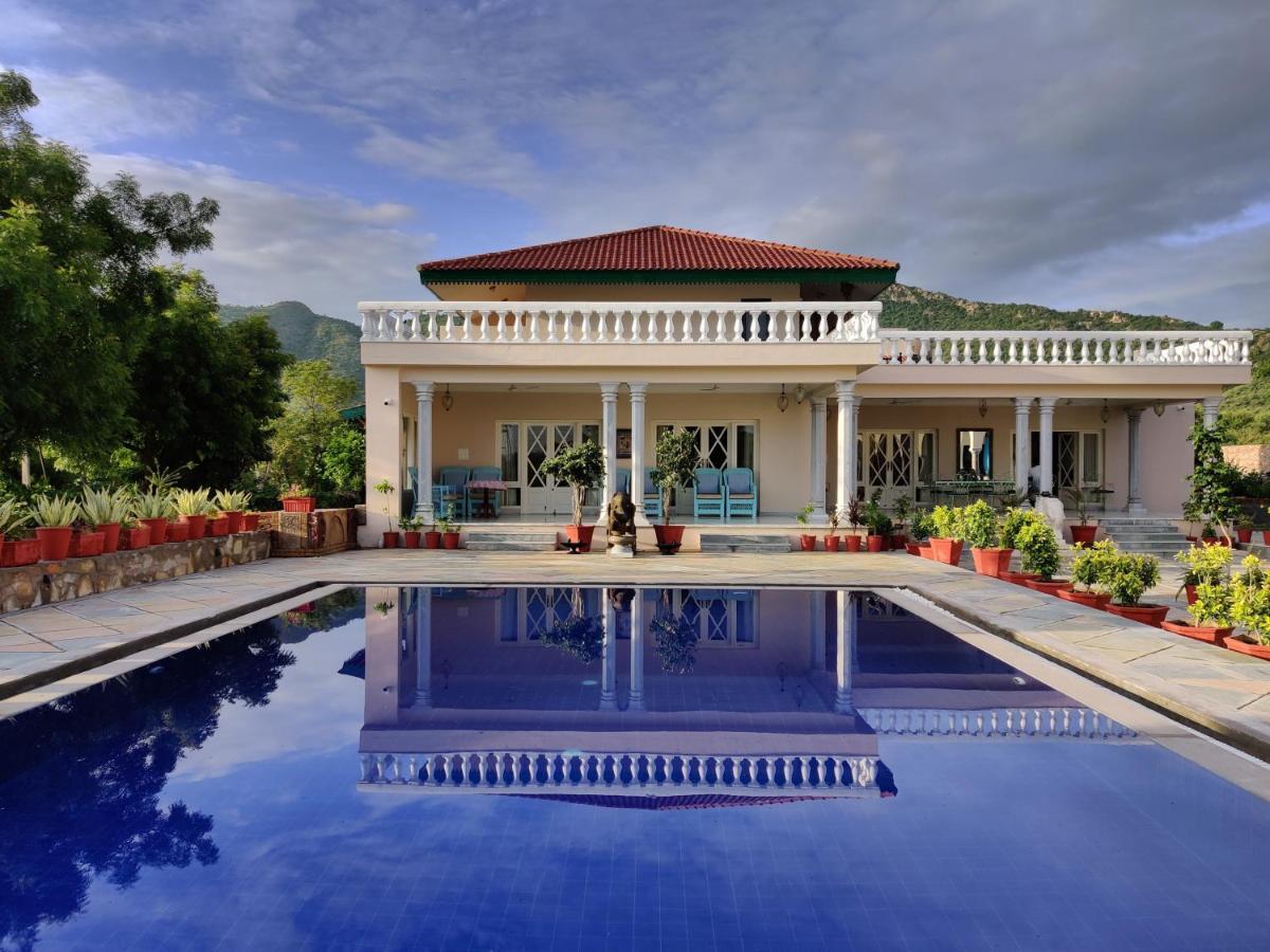 Premkunj Hotel Udaipur Kültér fotó