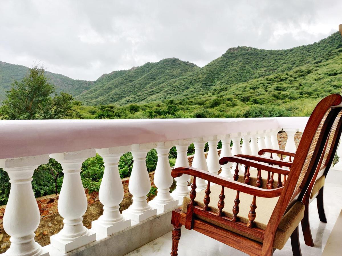 Premkunj Hotel Udaipur Kültér fotó