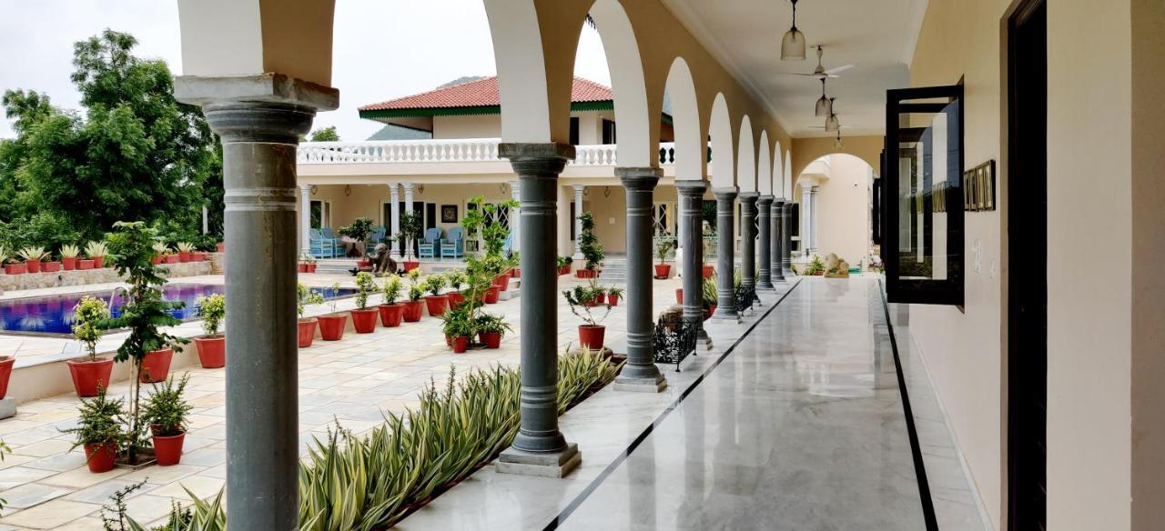 Premkunj Hotel Udaipur Kültér fotó